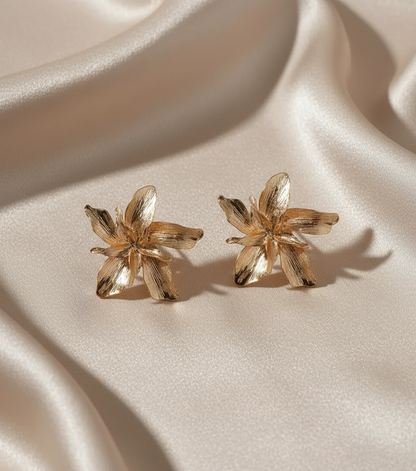 Brushed Lily Stud Earrings