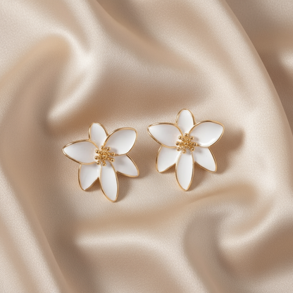 White Daisy Stud Earrings
